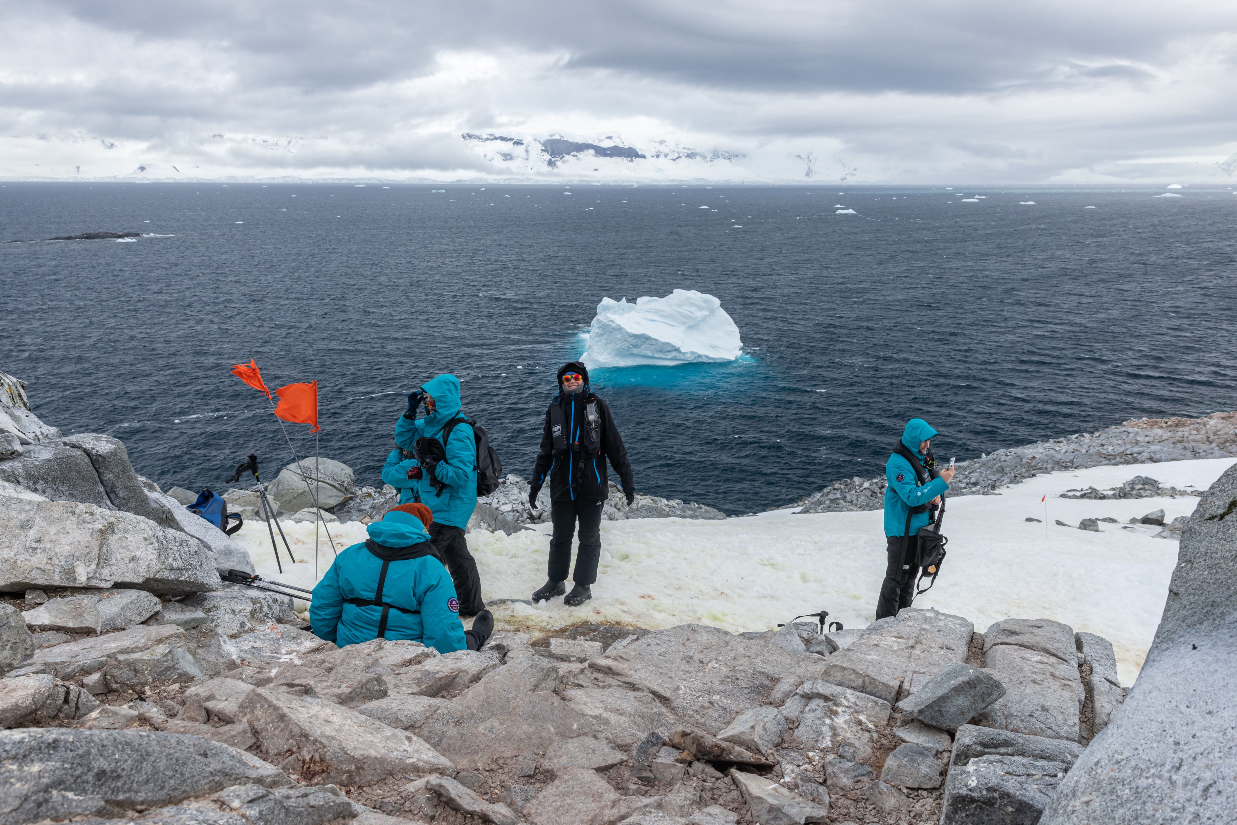 Excursions on SH Minerva